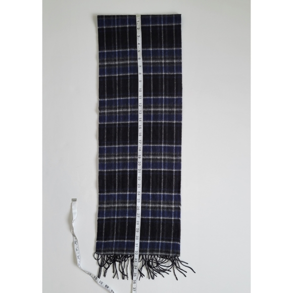 🆕️100% Cashmere Club Room Men's Blue Plaid Scarf - Picture 8 of 9